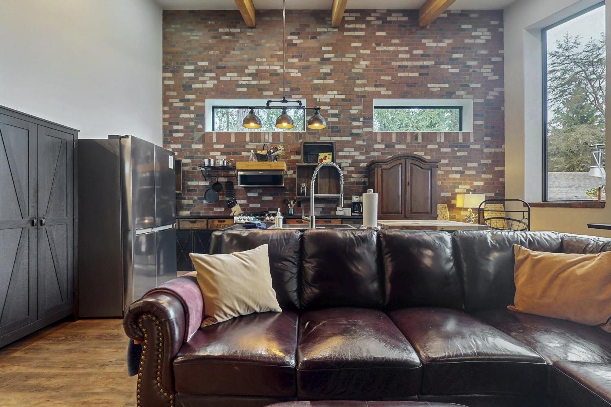Tides & Timber Aparthotel Sequim Bagian luar foto